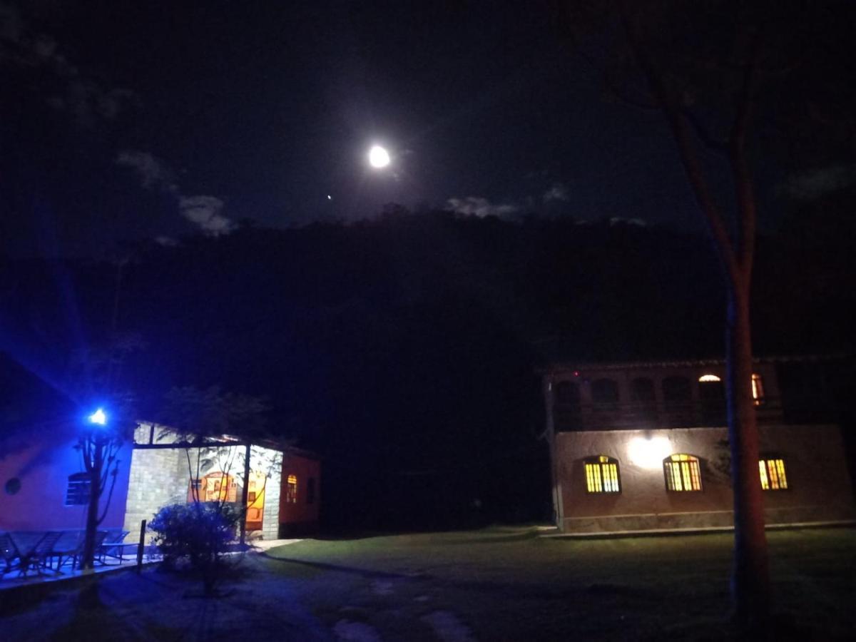 Cipo Hostel Serra do Cipo National Park Exterior photo