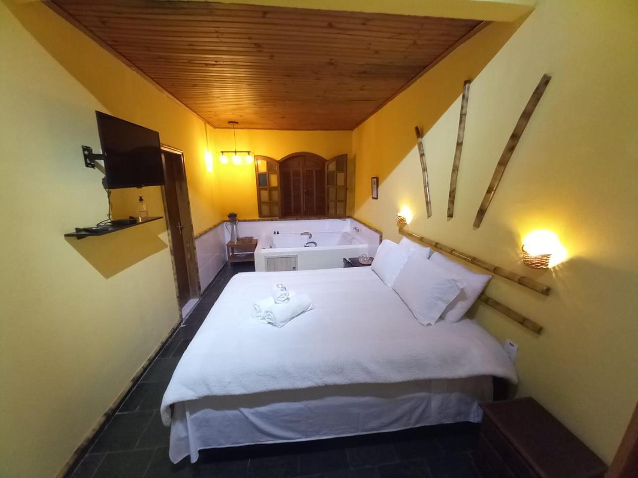 Cipo Hostel Serra do Cipo National Park Exterior photo